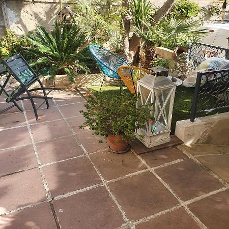 Andandco Hotel Marseille Bagian luar foto