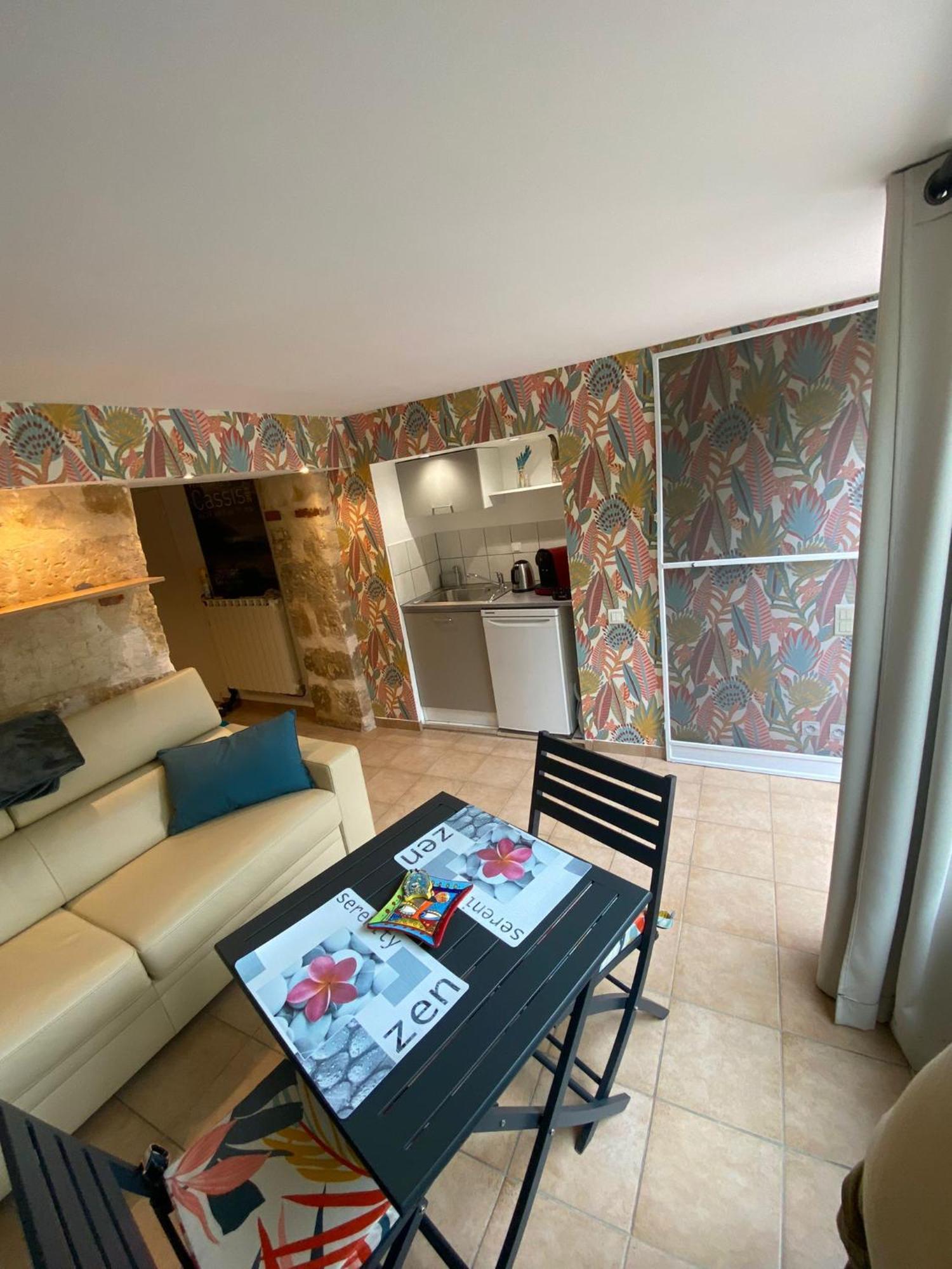 Andandco Hotel Marseille Bagian luar foto