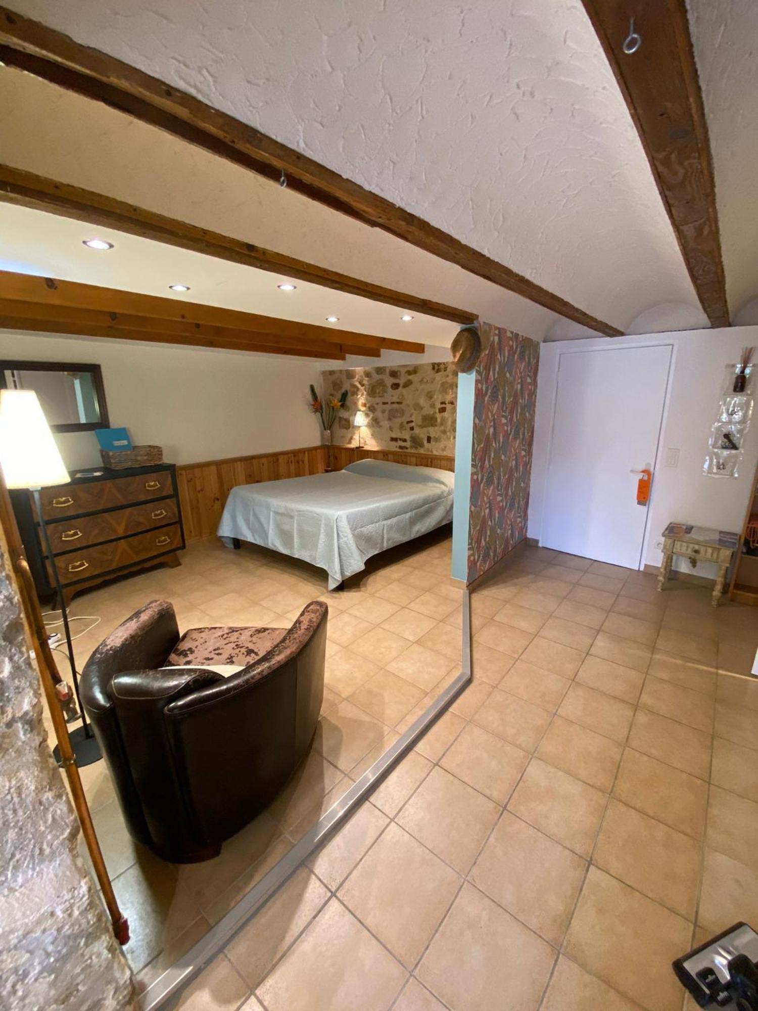 Andandco Hotel Marseille Bagian luar foto